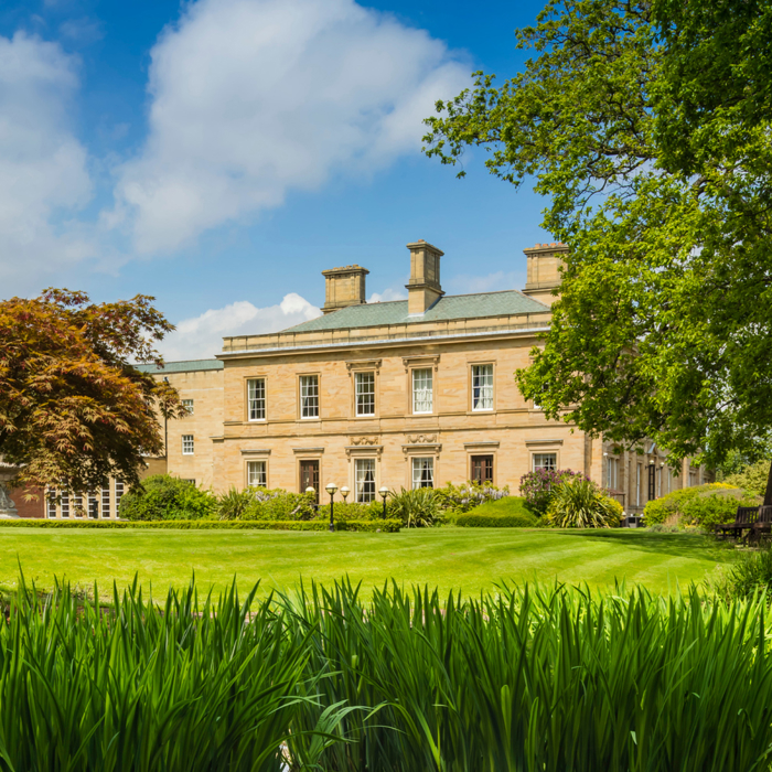 Oultonhall Gallery Overview Exterior01